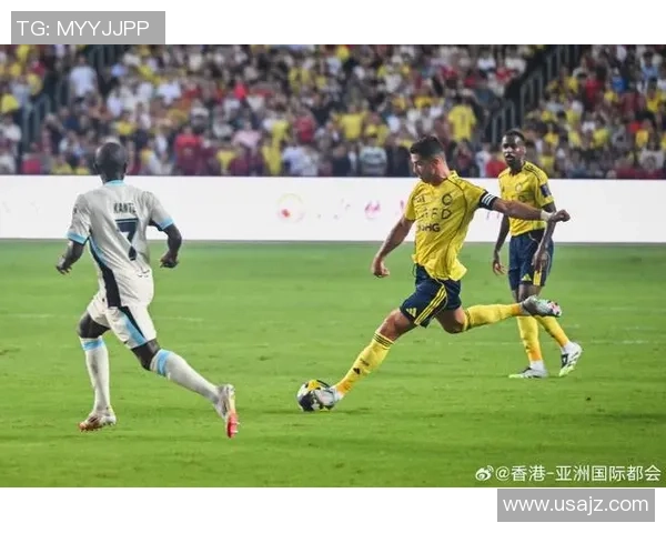 足球明星亲临线下踢球精彩瞬间回顾与球迷互动的热血时刻 足球明星亲临线下踢球精彩瞬间回顾与球迷互动的热血时刻