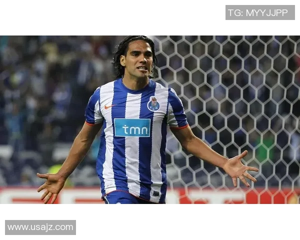 足球明星高清套图展示让你领略球场风采与魅力瞬间 足球明星高清套图展示让你领略球场风采与魅力瞬间